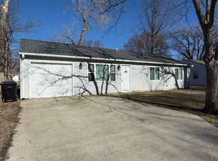 3519 SW Clare Ave, Topeka, KS 66611