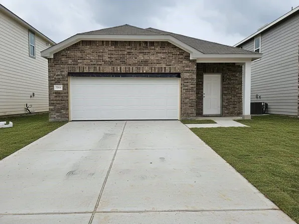 7914 Cassie Pine Dr, Houston, TX 77016