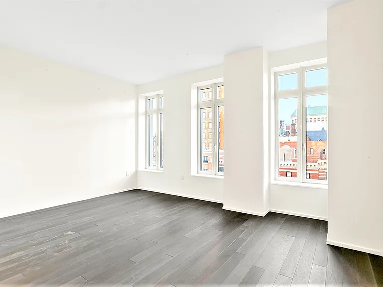 543 W 122nd St #15F — Photo 3