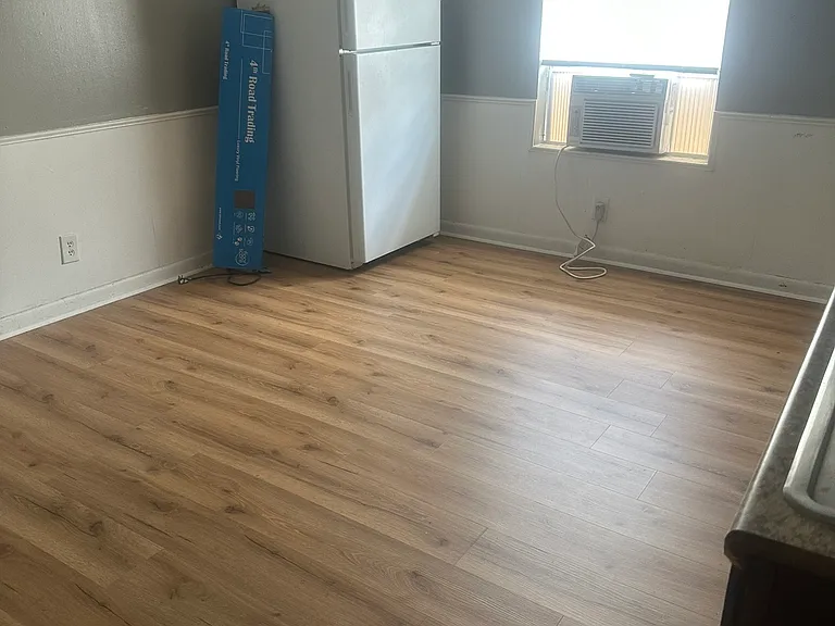 901 E 29th Ave #1 — Photo 2