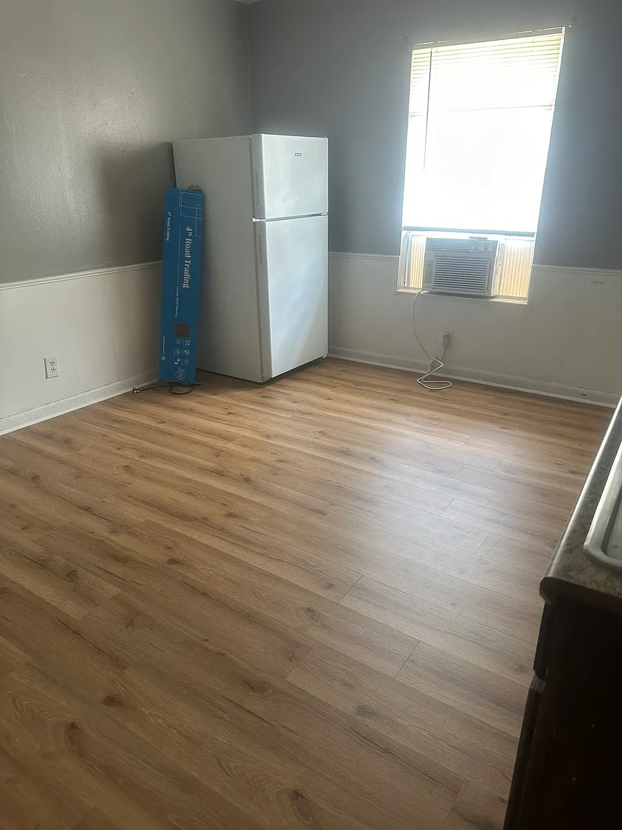 Building Photo - 901 E 29th Ave #1