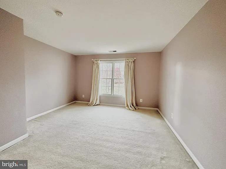 41 Maidenhead Rd — Photo 18