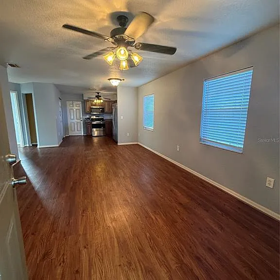 202 Owens Rd — Photo 3