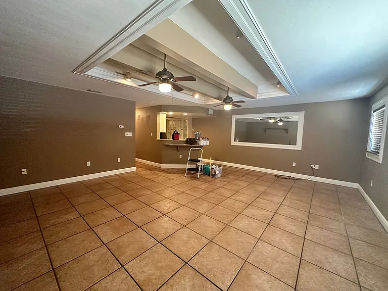 2135 Virginia Ave #8 — Photo 2