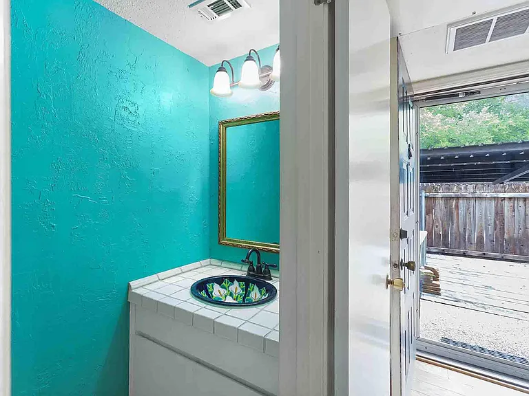 9226 Jollyville Rd #132 — Photo 8