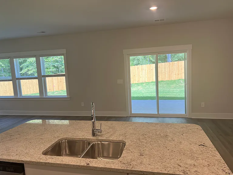 920 Burghley Cir — Photo 8