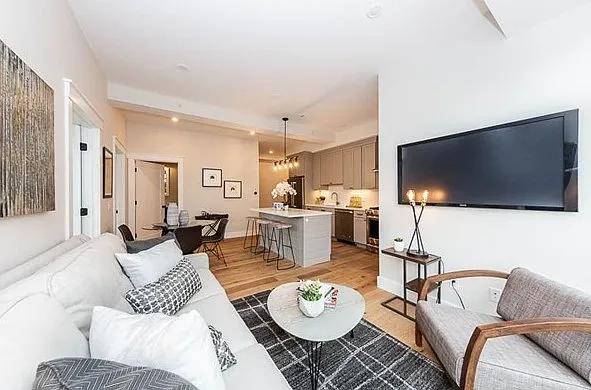 29 Woodbine St #107 — Photo 5
