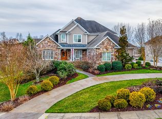 121 Sun Chase Ct, Gray, TN 37615
