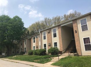 1005 Quail Dr #204, Morris, IL 60450
