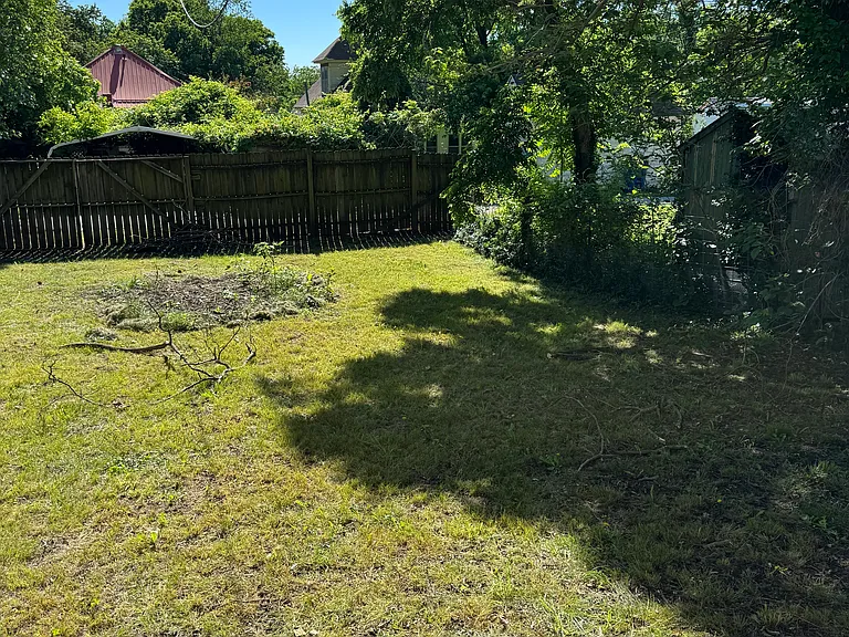309 N Oak Ave — Photo 16