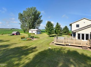 9449 SW 38th St, Waseca, MN 56093
