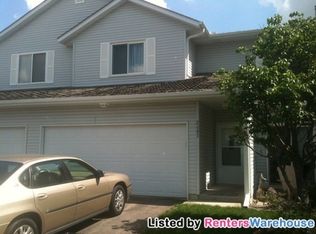 2082 Parkway Ave, Shakopee, MN 55379