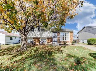 882 Ruma Rd, Columbus, OH 43207