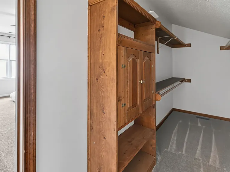 898 Gunston Ct — Photo 31