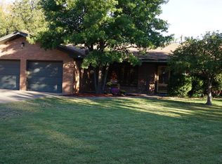 207 Comanche Trl, Tulia, TX 79088