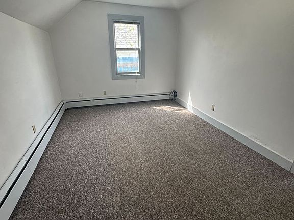 5th image of 13 Green St #2
