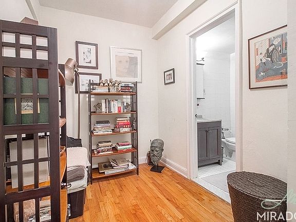 4th image of 200 W 15th St APT 12F