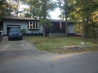 735 Lakeview Dr, Springville, TN 38256