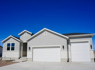 2191 E Granite Ln, Eagle Mountain, UT 84005