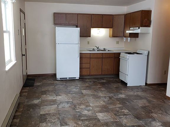 2nd image of 1401 Gardenette Dr #1