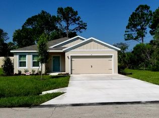 30 White Hurst Ln, Palm Coast, FL 32164