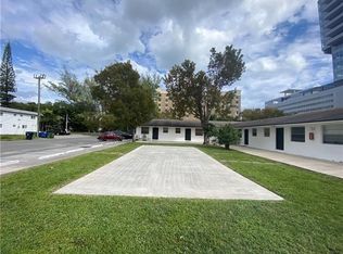 400 SE 9th Ct #8, Hallandale, FL 33009