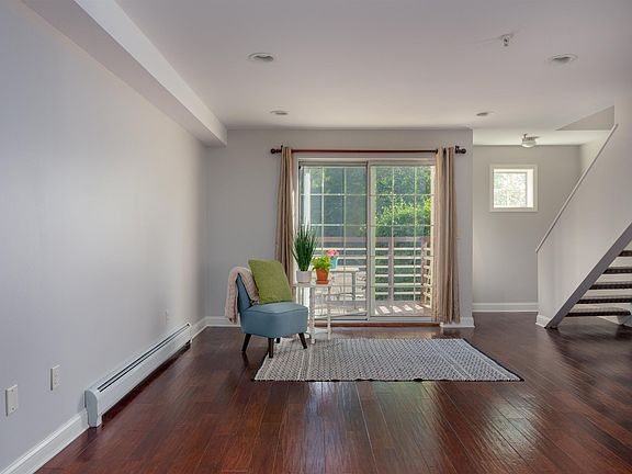 4th image of 87 Hildred Dr #87