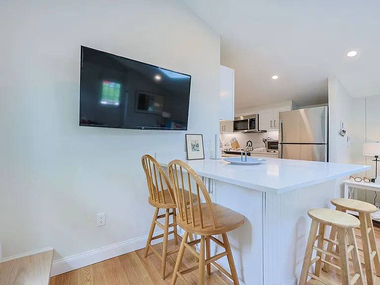 93A Granite St — Photo 6
