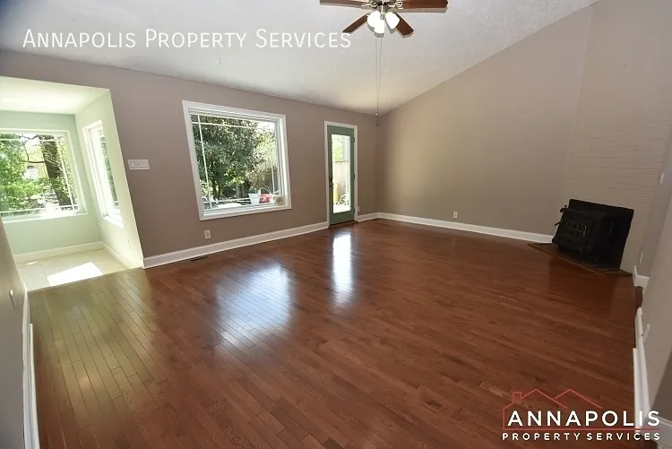 1195A Bayview Vis — Photo 4