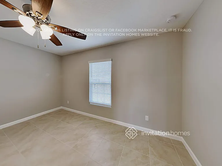 607 SW Sail Ter — Photo 9