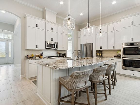 3rd image of 96481 Soap Creek Dr