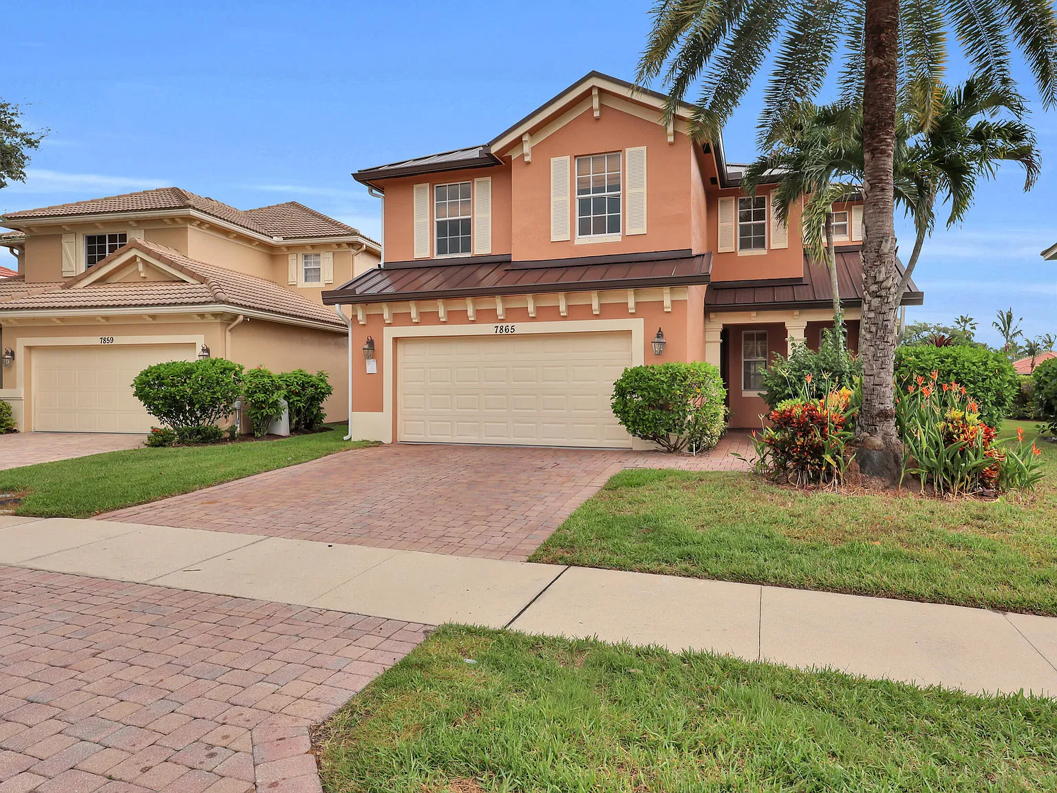 4 bed, 2.5 bath, 2756 sqft, $3,600 — Photo 2