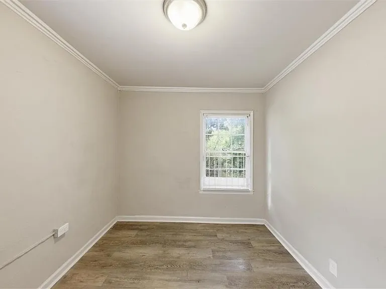 154 Lawton St SW — Photo 18