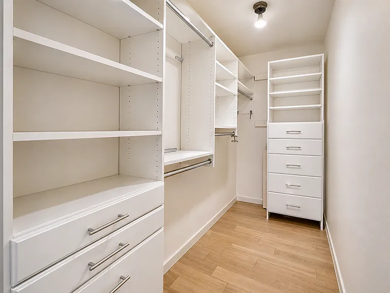 1355 N Sierra Bonita Ave #402 — Photo 30