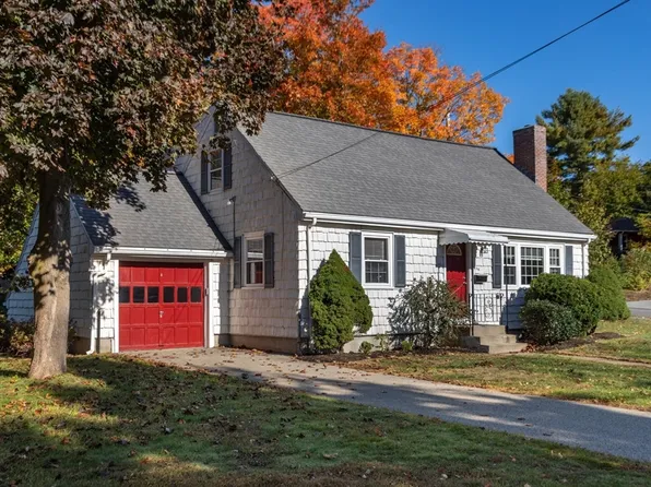 164 Lane Dr, Norwood, MA 02062