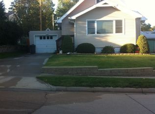 5408 Walnut St, Omaha, NE 68106