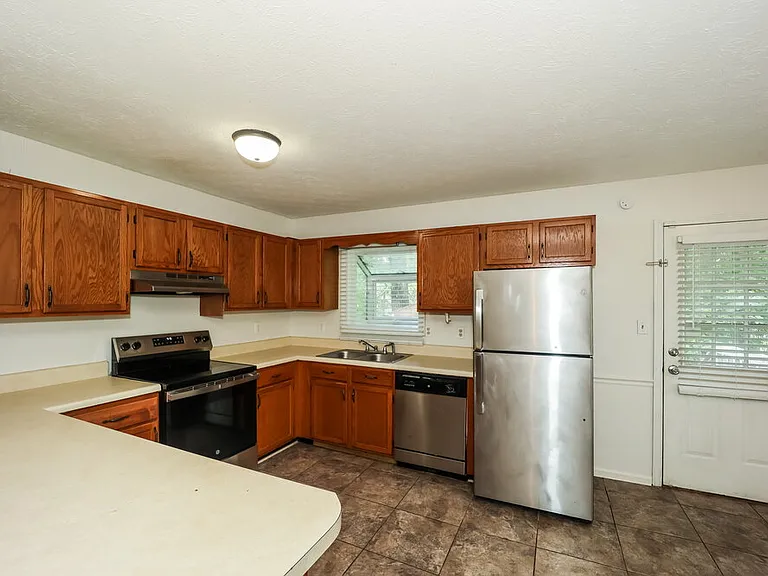 592 Water Way Trl — Photo 8