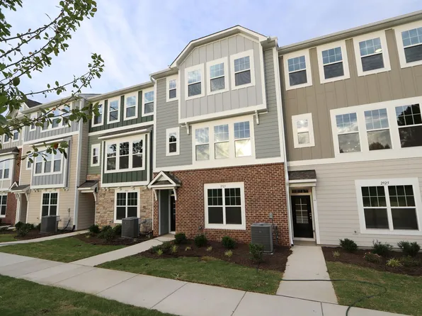 2923 Richardson Rd, Apex, NC 27502