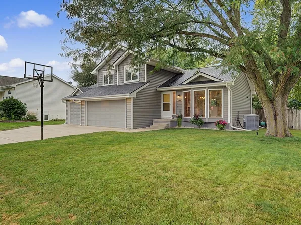 101 SW Kennybrook Dr, Grimes, IA 50111