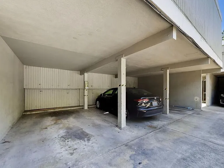319 Poplar Ave #5 — Photo 26