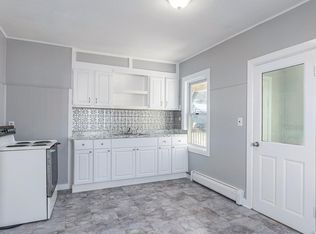 10 Winthrop St, Fitchburg, MA 01420