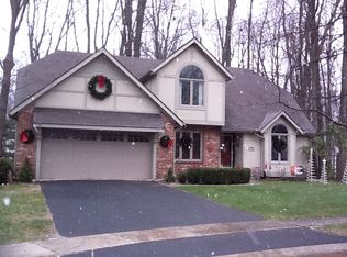 1476 Groveton Ct, Temperance, MI 48182