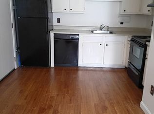 35 Log St, Manchester, NH 03102