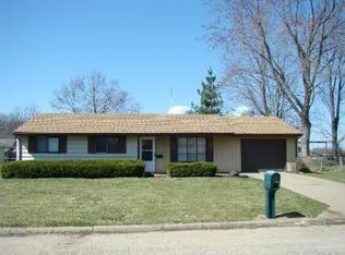 202 Supreme Ct, East Peoria, IL 61611
