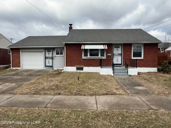 609 E 8th St, Berwick, PA 18603