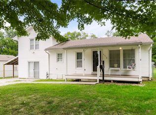 5318 Hardy Ave, Raytown, MO 64133