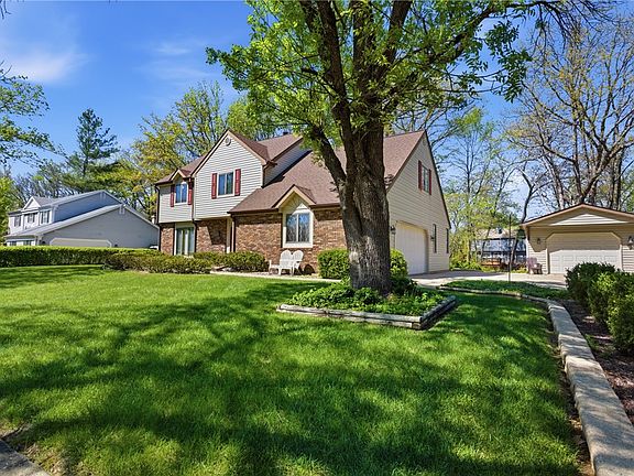 3rd image of 2732 Kimwood Dr