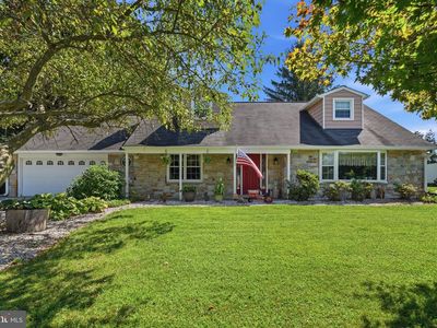 1717 Marsue Dr, Hampstead, MD 21074