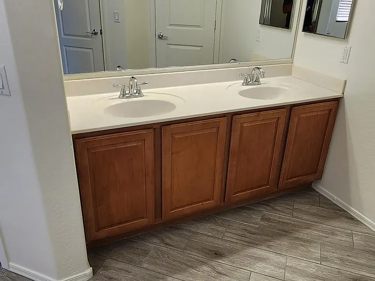 513 E Jasper Dr — Photo 9