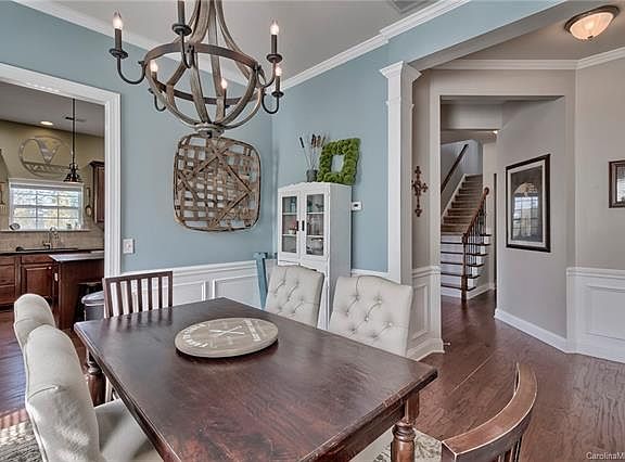 3rd image of 3620 Halcyon Dr